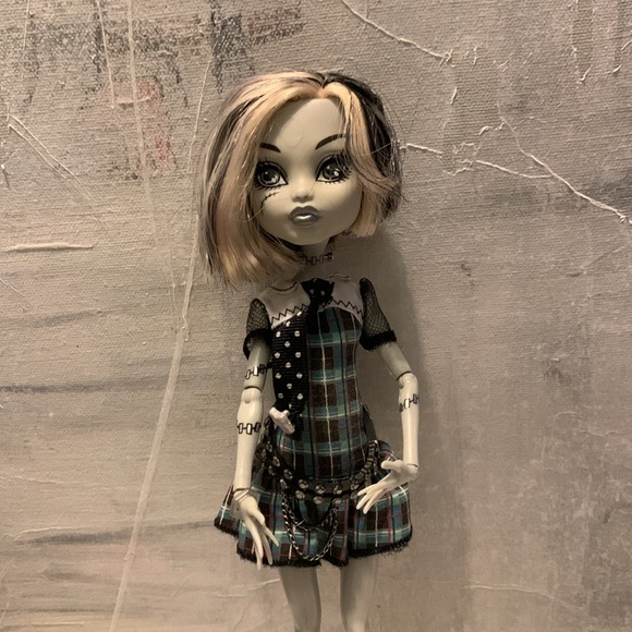 Rare Monster High Frankie Stien G1 2010 with makeover - Picture 7 of 13